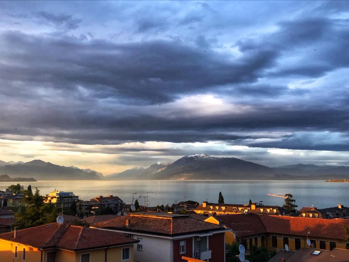 Casa Mariposa Apartment Desenzano del Garda Bagian luar foto