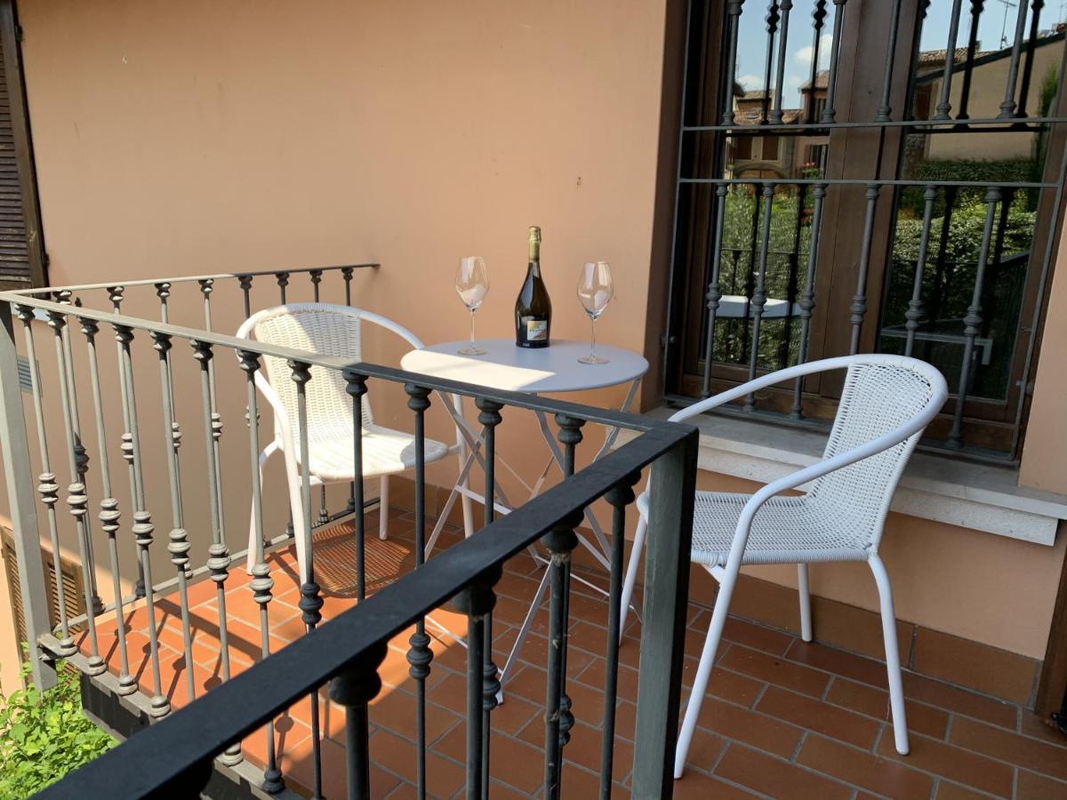 Casa Mariposa Apartment Desenzano del Garda Bagian luar foto